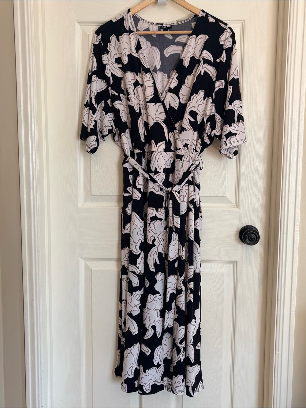 torrid Black Midi Dress with Cream Floral Print 3